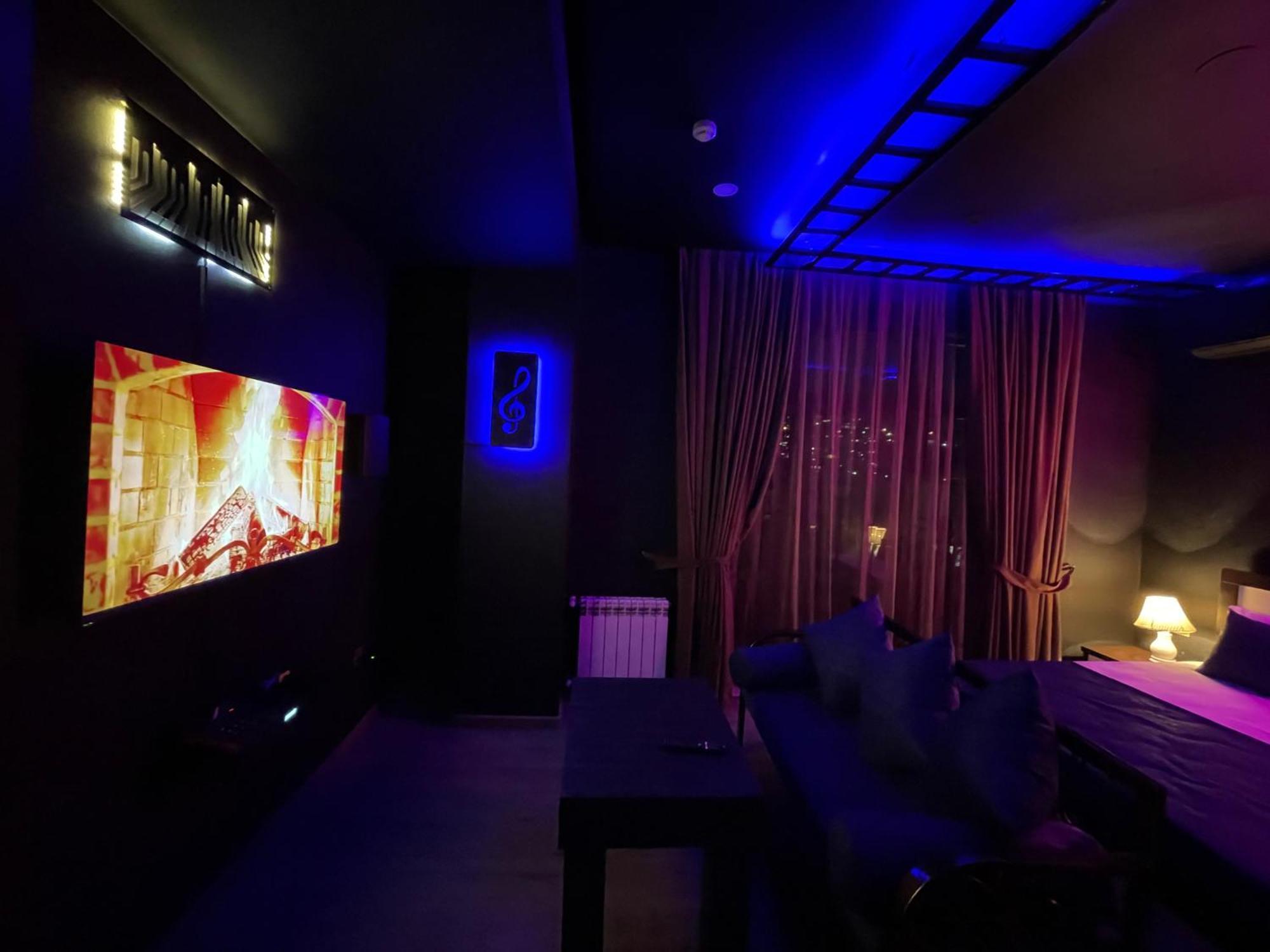 My Music Hotel Баку Экстерьер фото