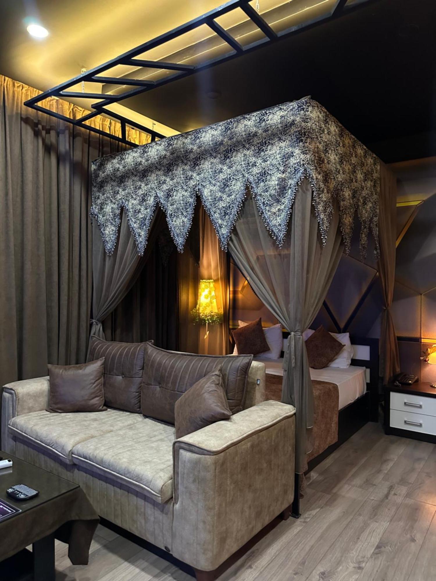 My Music Hotel Баку Экстерьер фото
