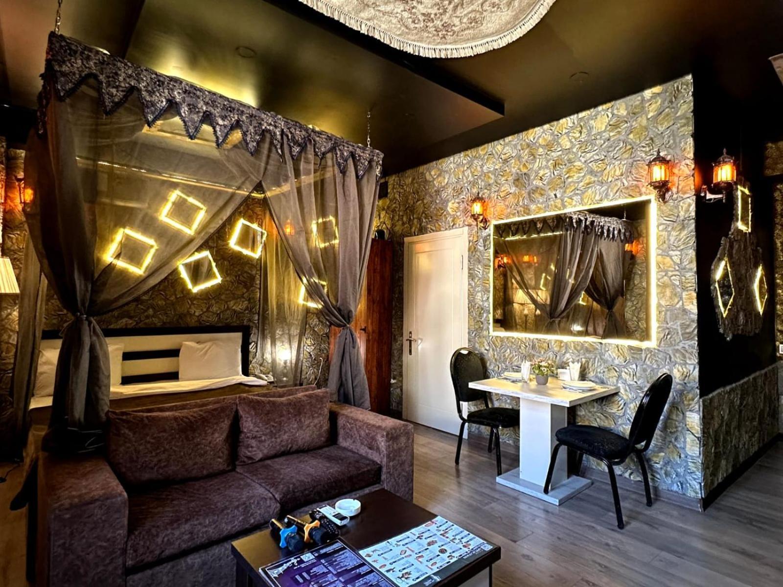 My Music Hotel Баку Экстерьер фото