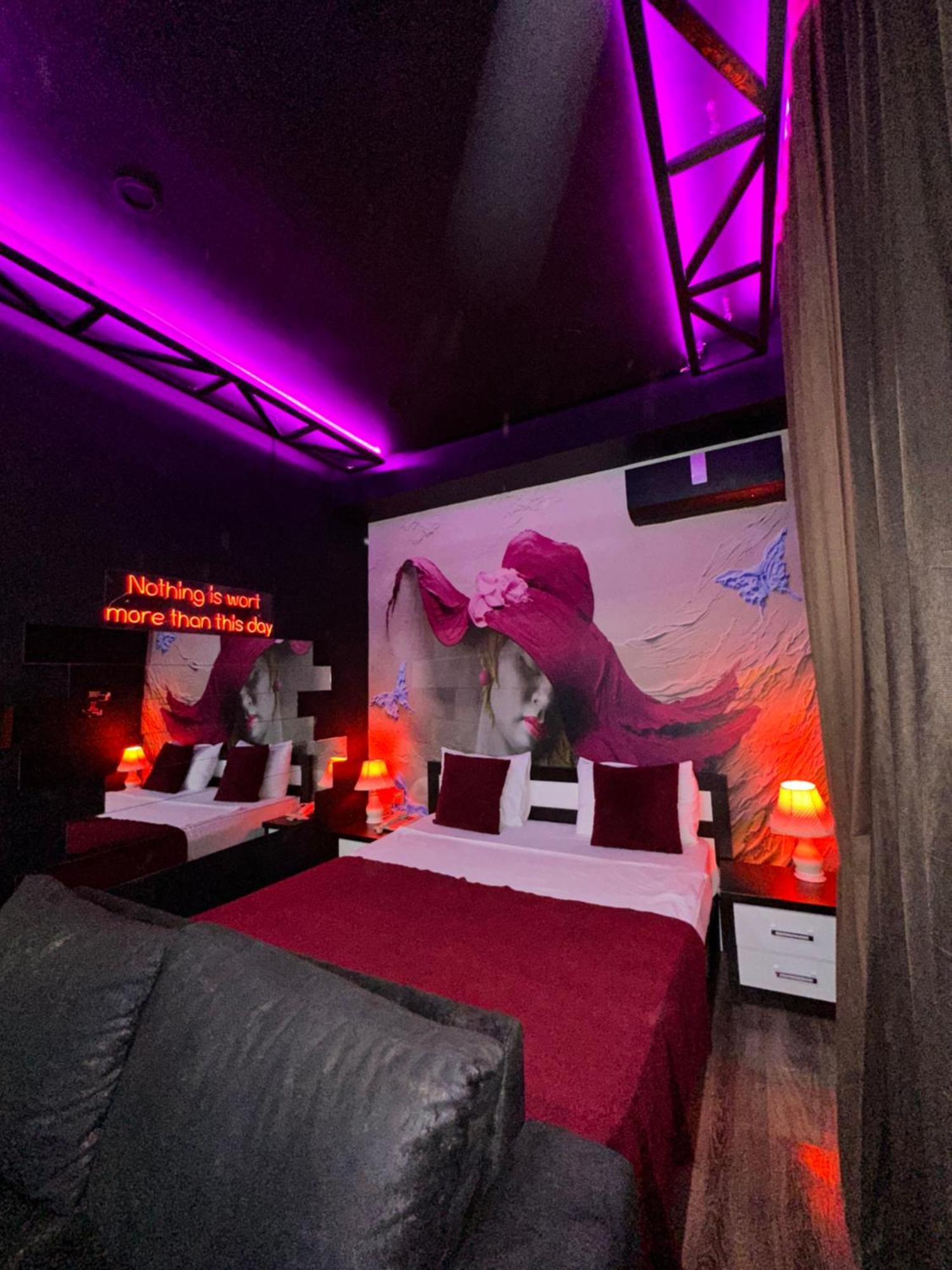 My Music Hotel Баку Экстерьер фото